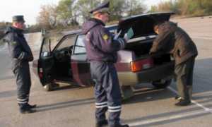 Обязан ли водитель открывать багажник инспектору ДПС